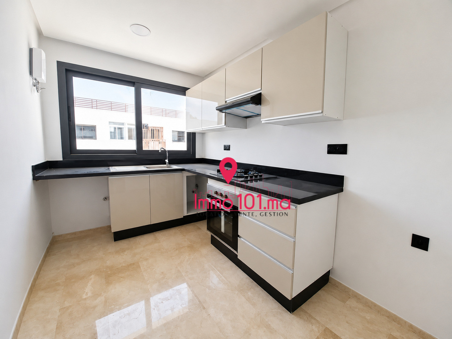 Location appartement neuf à Hay Riad AYLAV2486